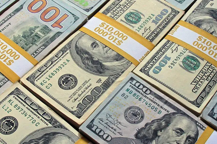 دلار آمریکا همچنان قدرتمند؛ بازارهای جهانی در انتظار تصمیمات فدرال رزرو